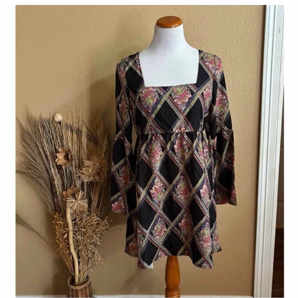 NWOT Almost Famous Multicolor Floral Patterned Dress Size Medium